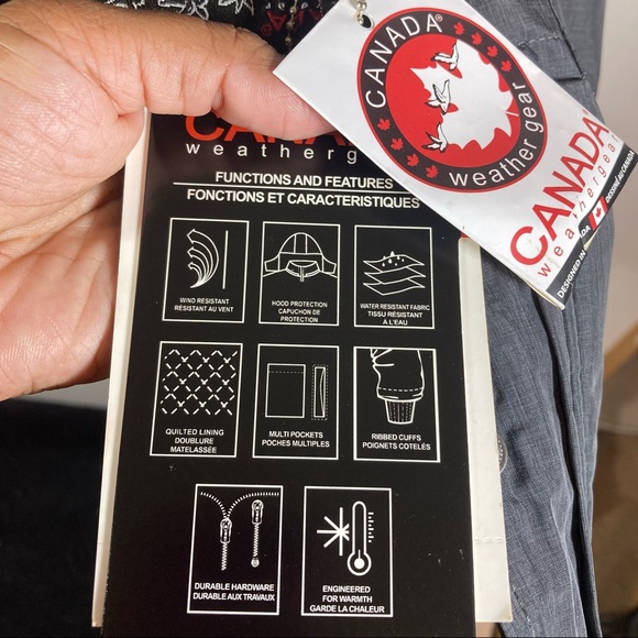 Canada Weathergear  winter jacket. Size Medium - Picture 7 of 12